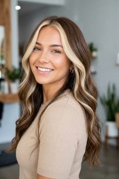20. Long Wavy Golden Brunette Hair with Bright Cream Blonde Money Piece