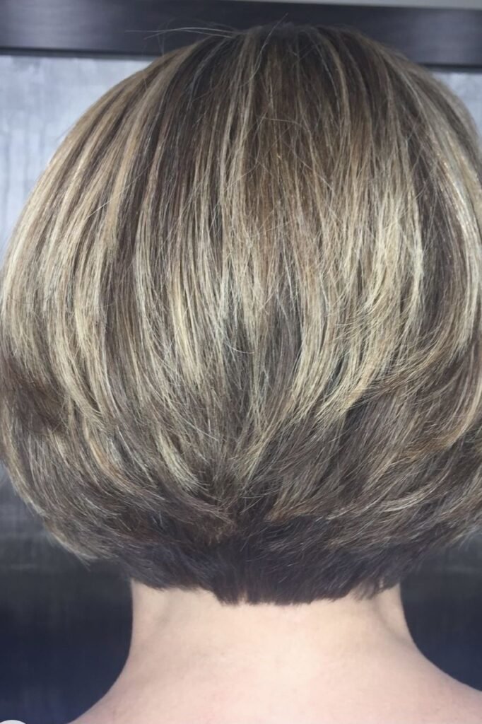 7. Dimensional Highlighted Short Stacked Bob