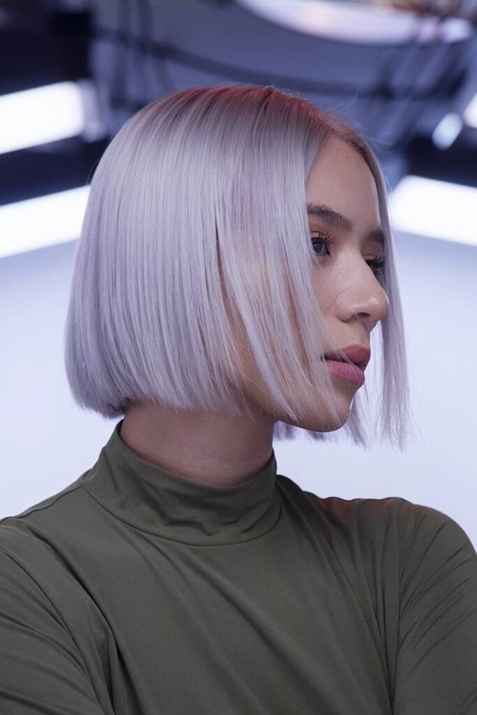 19. Icy Lavender Blunt Cinch Bob