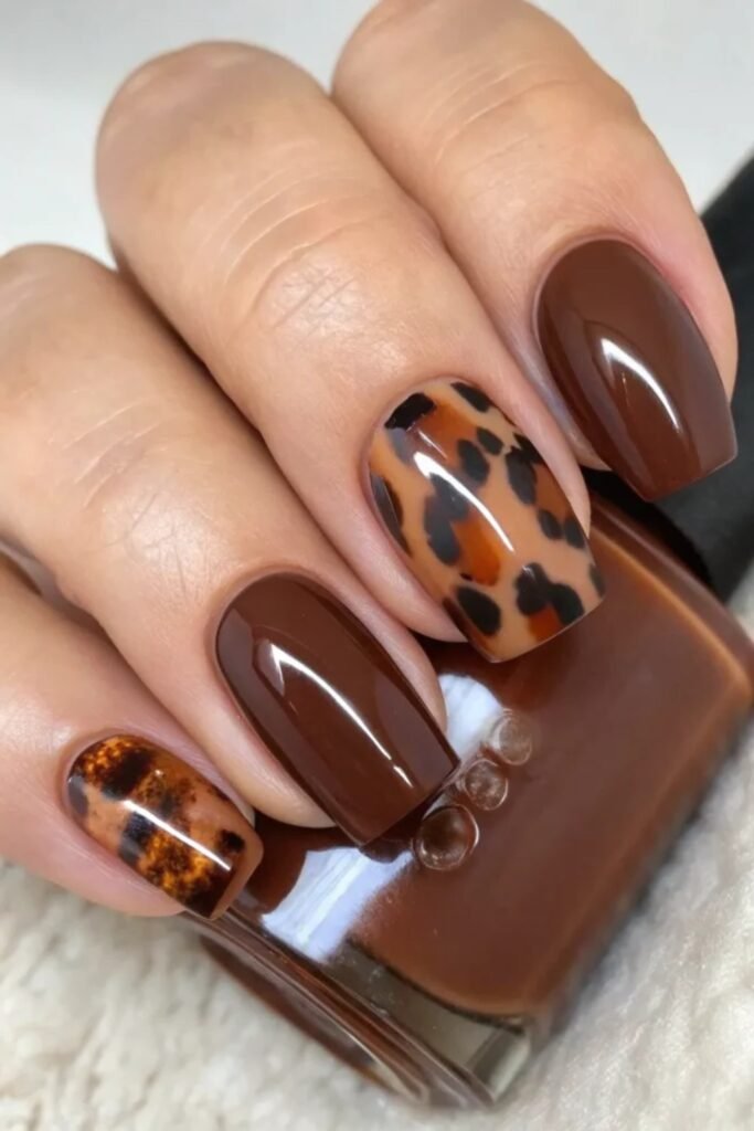14. Tortoiseshell and Leopard Brown Nails