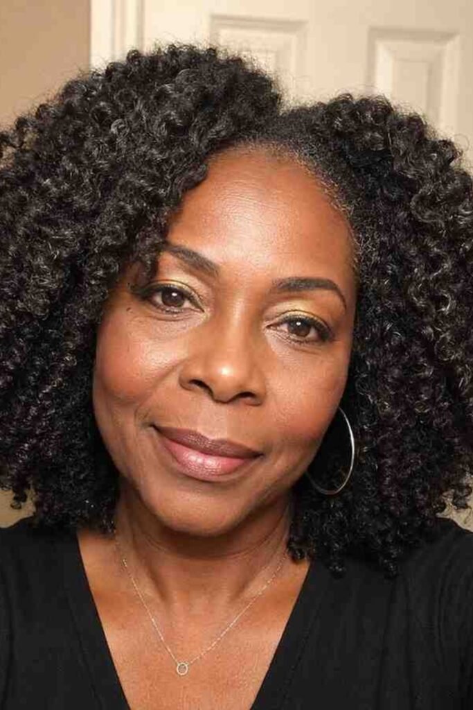 4. (Shoulder-Length Defined Curl Wash-and-Go)