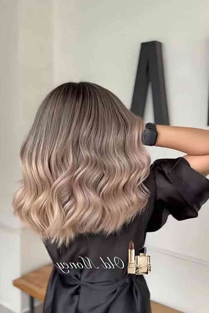 5. Mushroom Blonde Ombre Waves