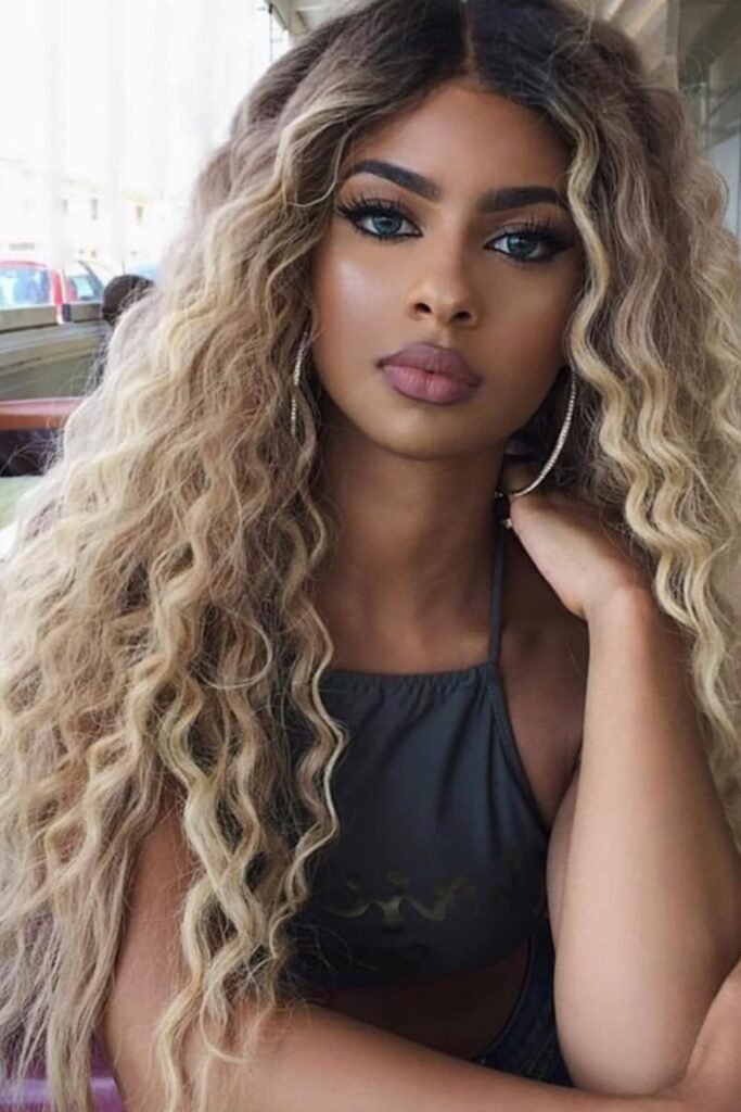 14. Champagne Blonde Waves With Dark Roots