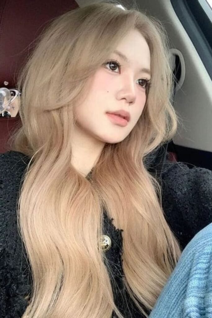 18. Soft Honey Vanilla Blonde